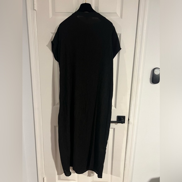 COS Long Crinkled Minimalist Dress Black Size Small Excellent Condition - Picture 11 of 13